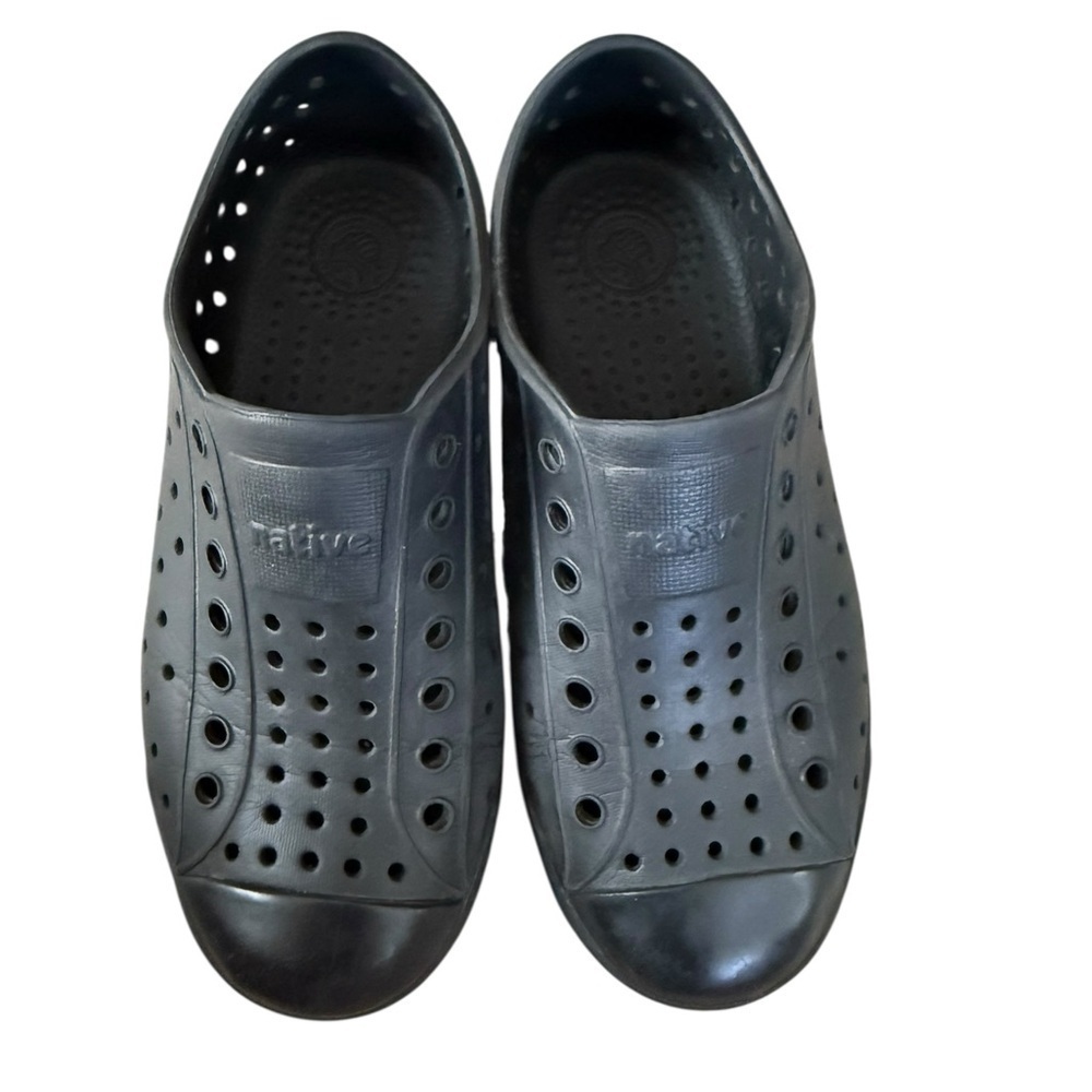 Native Shoes Jefferson Kids Slip-On Sneakers Black Size C9